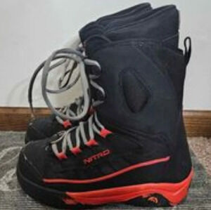 Mens Nitro snowboard boots sz 8